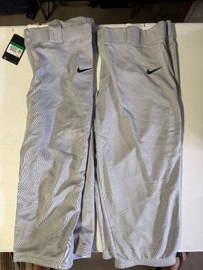 2 new pairs of womens size XL Nike softball pants